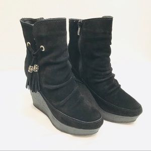 Sbicca wedge platform ankle boots with fringe- 6.5